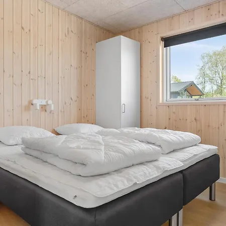 Awesome In Grenaa With Sauna 度假居 Brondstrup