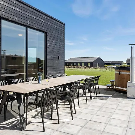 度假居 Awesome In Grenaa With Sauna *